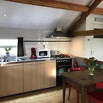 Vijverhoef Bed and Breakfast