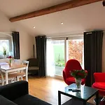 Bed and Breakfast Vijverhoef 3*