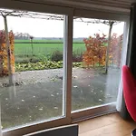 Vijverhoef 3*