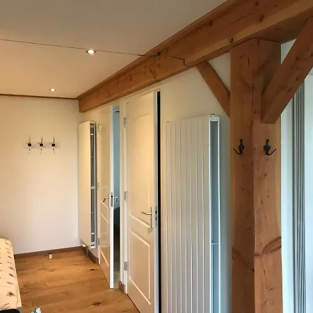 Bed & Breakfast Vijverhoef Ulicoten