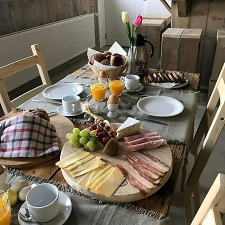 Vijverhoef 3*