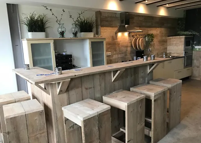 Vijverhoef 3* Ulicoten