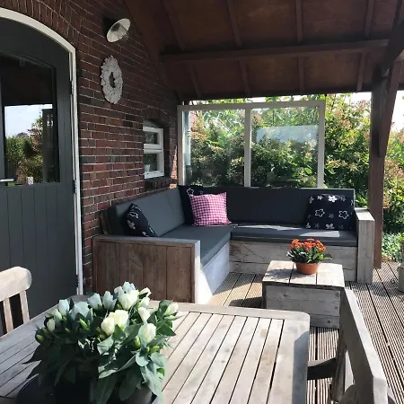 Bed & Breakfast Vijverhoef 3*