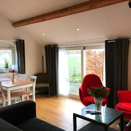 Bed & Breakfast Vijverhoef 3*